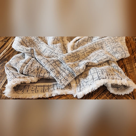 Club Monaco Tweed Flapper Jacket Blazer with Fringe Black and White Size xs - Picture 9 of 9